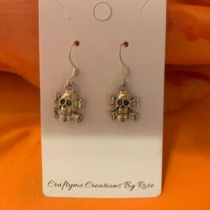 Silver Skull Dangle Earrings